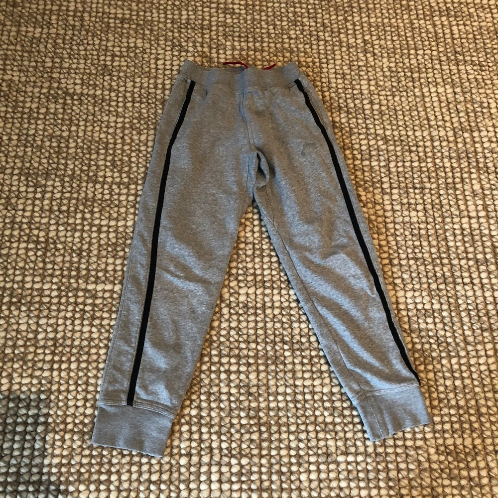 Nike in Kids Boys Gray sweatpants/joggers